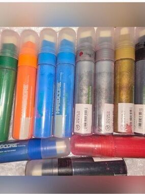 Hardcore (Montana) Multicolor Paint Marker — Graffiti Markers